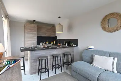 Image de Joli appartement pour 4 personnes avec Wifi, climatisation, piscine, Tv, terrasse et parking