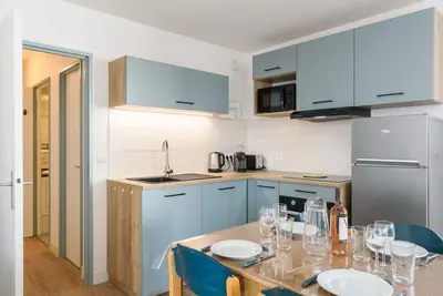 Image de Agréable appartement pour 4 personnes avec piscine, Wifi, Tv, balcon, animaux admis et parking