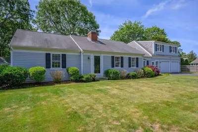 Image de Spacious Beach House in South Yarmouth Rpam097