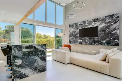 Image de Vila Serenity, Condominium Central, 10 minute de la plage et marina