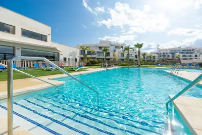 Image de Appartement de vacances \"Luxury Penthouse with Private Pool\" avec vue sur la mer et Wi-Fi