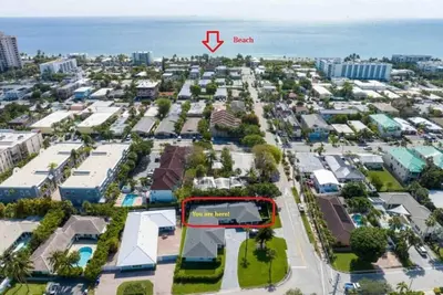 Image de Beach Getaway! 5-Min Walk to the beach w\/Hot Tub!