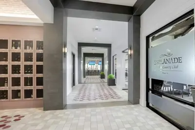 Image de Stunning Upscale 4b\\5Bath Villa With Full Amenities And Golf Membership