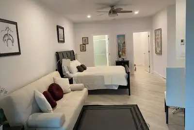 Image de Koka Coast By The Sea-1- Private Suite 6406 Gale Ave N