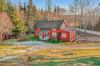 Image de Superbe maison à åmål avec WiFi