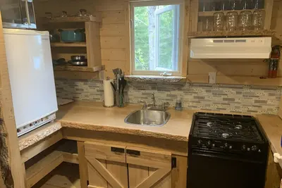 Image de Rustic off grid cabin