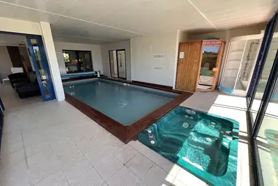 Image de A 5 mn de la plage, villa tout confort avec piscine et spa