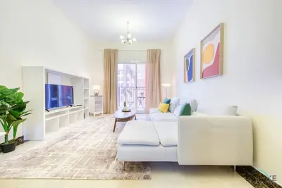 Image de Vibrant 1br at Pantheon Boulevard Jumeirah Village Circle by Deluxe Holiday Homes