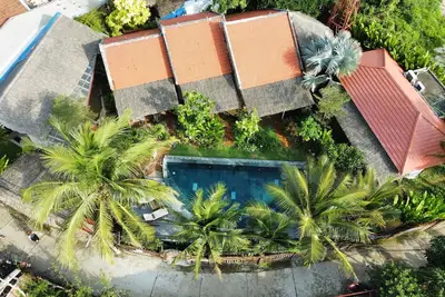 Image de Pao Homes - Stone Villa 2br with the salt pool, 1’ to the sea