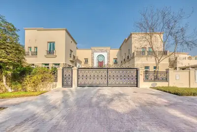 Image de Ultra Luxurious 7br Villa plus 2 Assistant Room in Emirates Hills