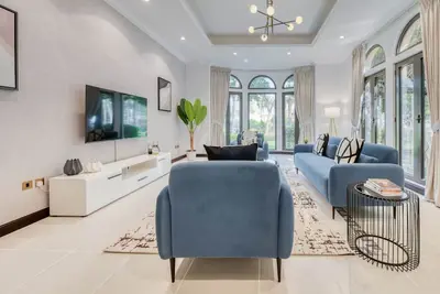 Image de Splendid 5br Villa at Canal Cove Palm Jumeirah by Deluxe Holiday Homes