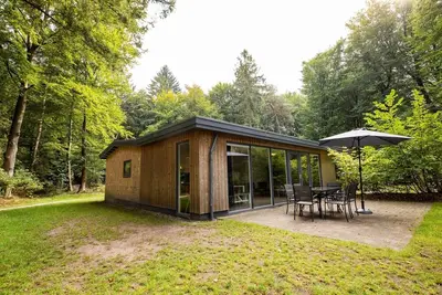 This single-storey bungalow is the ideal holiday accommodation for groups with small children or people with limited mobility.