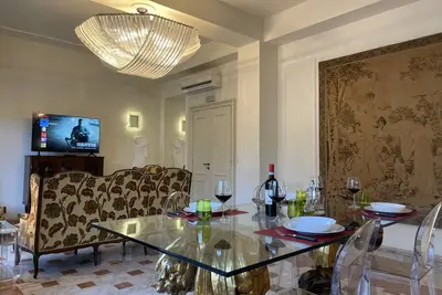 Image de Fancy House