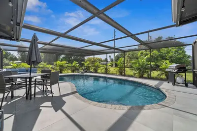 Image de Clean! ! ! Free Heated Pool! Close Beaches! Pet Ok!