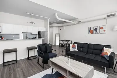 Image de 2br 2ba In The Block Apartment by CozySuites