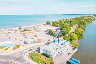 Image de The Wasaga Beach House