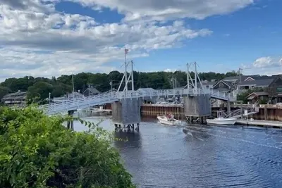 Image de Footbridge Escape A Comfy Condo w/ Pool, the Beach, Perkins Cove
