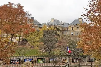 exceptional location! 135m2 Facing The Jardin Du Luxembourg-Rue Du Medicis