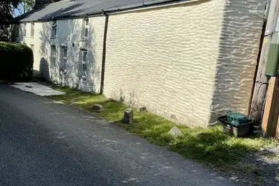 Image de Tranquil country cottage 5 minute drive to beach