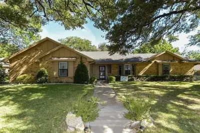 Image de Sprawling Ranch Home