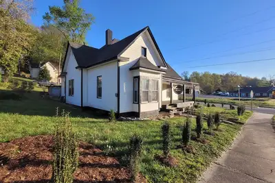 Image de Black Mountain & Asheville Minutes Away! Bike & Hike the Blue Ridge Mountains!