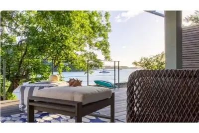 Image de Overwater Canopy, Huge Waterfront Verandah, Outdoor Kitchen & Dinning!