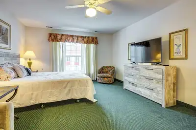 Image de Pigeon Studio, Close to Saginaw Bay Waterfront!