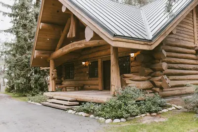Image de Cozy Log Cabin in Kingsburg