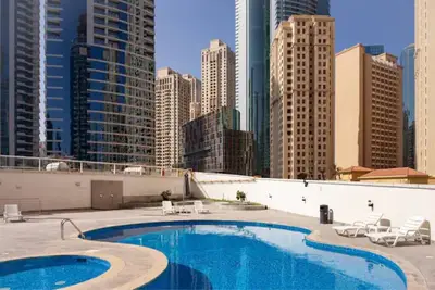 Image de Waves Holiday Home #4 | Jbr Beach | Dubai Marina