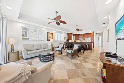 Image de Stunning 3 Bedroom Home with Roof-Top Pool on Siesta Key!