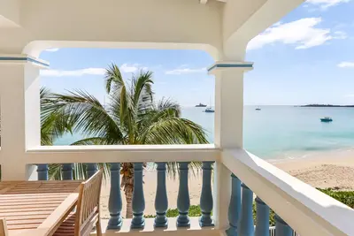 Image de Beachfront condo, 3 bedrooms and 3 bathrooms, Ocean breezes - The Great Escape