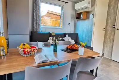Image de Mobilheim Presta+ 3 Zimmer 5 Personen, Klimaanlage + Tv