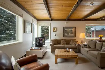 Image de Atelier at Sun Valley Condo + Free Resort Amenities