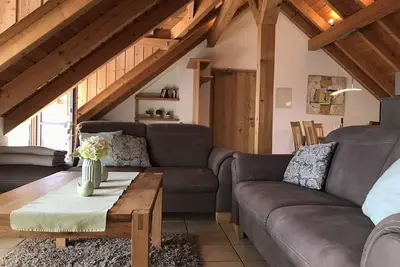 Image de Location-Salle de bain privée séparée-Vue sur la cour-Sonnenberg