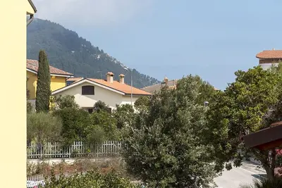 Image de S305 - Sirolo, delightful apartment with porch