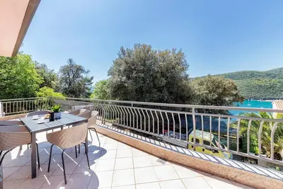 Appartement de trois chambres avec la terrasse et la vue sur le mer Rabac, Labin (A-9652-d)