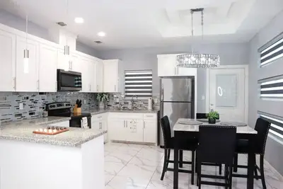 Image de 2br Luxe Home Near Downtown Pharr