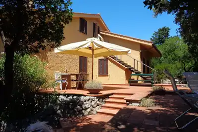 Image de Villa with park surrounded by greenery, sea view, 5 min from beach Tagliata