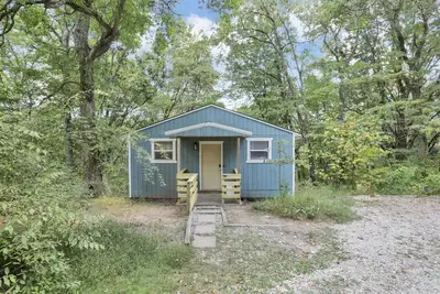 Gentle Breeze: The Evergreen: Romantic Secluded Getaway