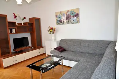 Image de Appartement de vacances Okrug Gornji pour 2 - 4 personnes avec 2 chambres Ă coucher - Appartement de