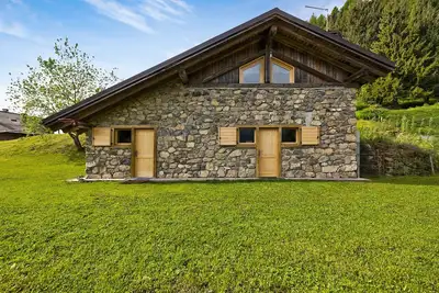Image de Maison de vacances 'Baita Faé' avec vue sur montagne et jardin privé 022246-At-010738