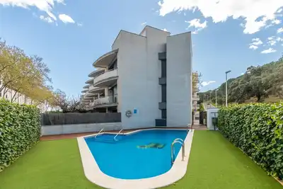 Image de Appartement de vacances 'Mar i Llum' avec vue sur la mer, piscine partagée et Wi-Fi