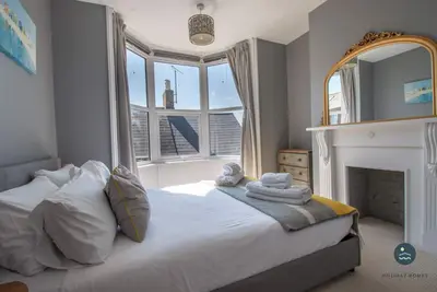 Image de Sunnyside - Stylish, dog friendly, harbour views