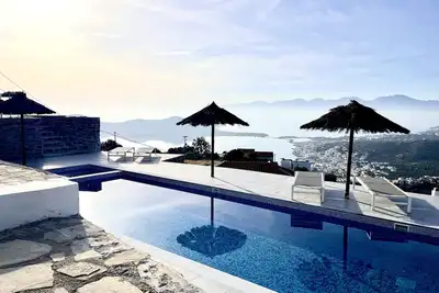 Image de Villa with private pool and beautiful view of the bay of Elounda