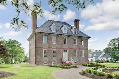 Image de Spacious 4 Bedroom Suite @ The Historic Powhatan