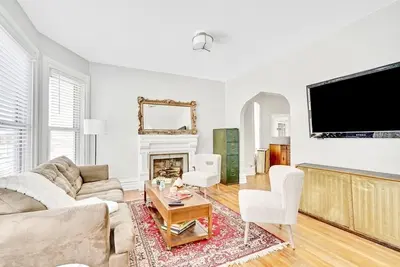 Image de Historic Private Getaway Near Downtown Buffalo!