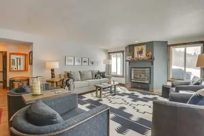Image de Modern Alma Vacation Rental w/ Mountain Views!