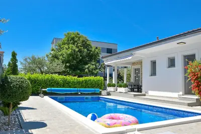 Image de Superbe maison à Kastela Novi