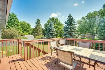 Image de Sporty Blaine Home w\/ Games ~ 2 Mi to Super Rink!