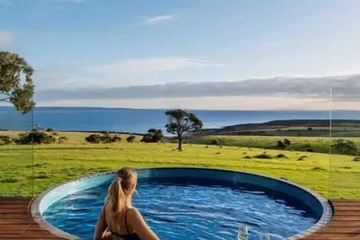 Image de Saltbush Farm luxury house with Ocean Views of K. I